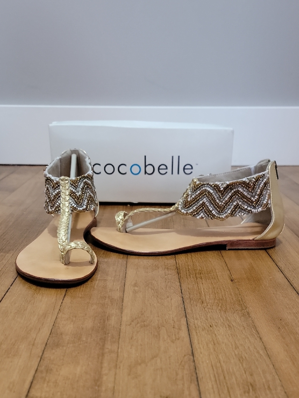 Gold Beaded Toe Ring T-Strap Sandals Sz. 6.5